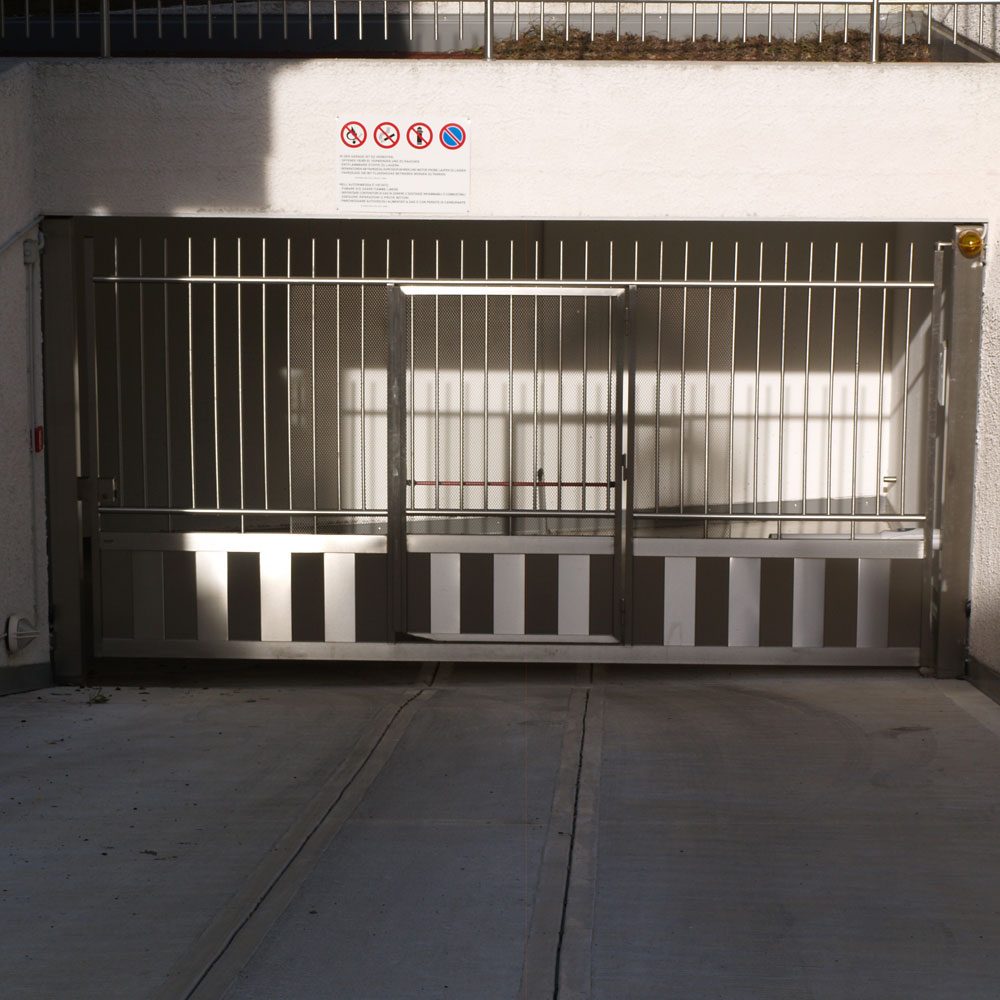 metallbau garage einfahrt